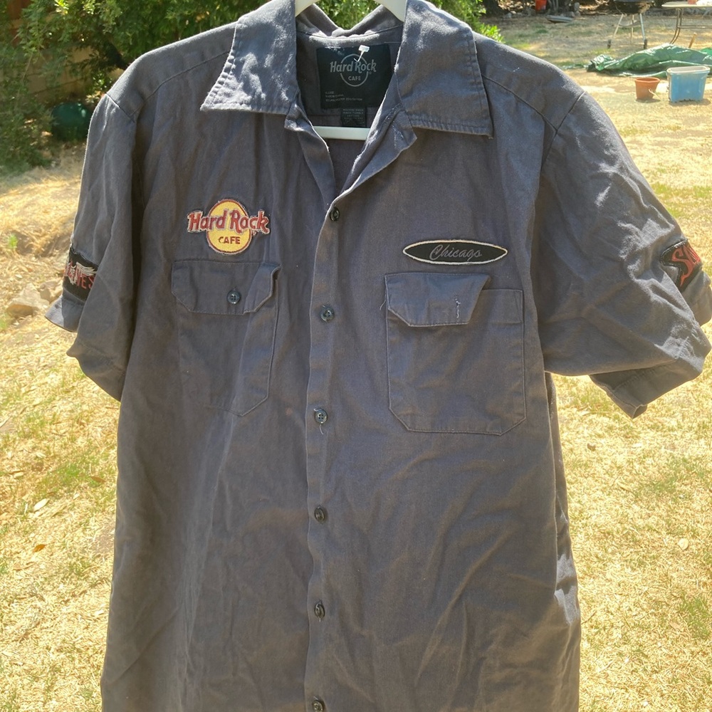 Hard Rock Cafe shirt blue.
